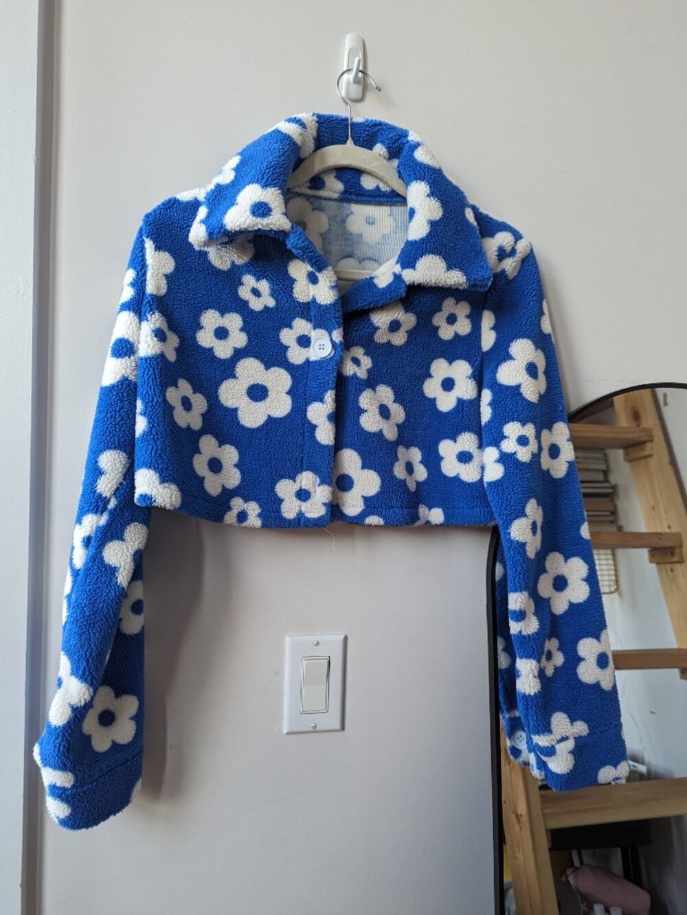 Blue and White Flower Disco Hippie Crop Puff Jacket